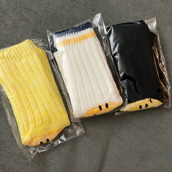 New Three Pairs - Smiley Face Cotton Socks for Women - Picture 4 of 9